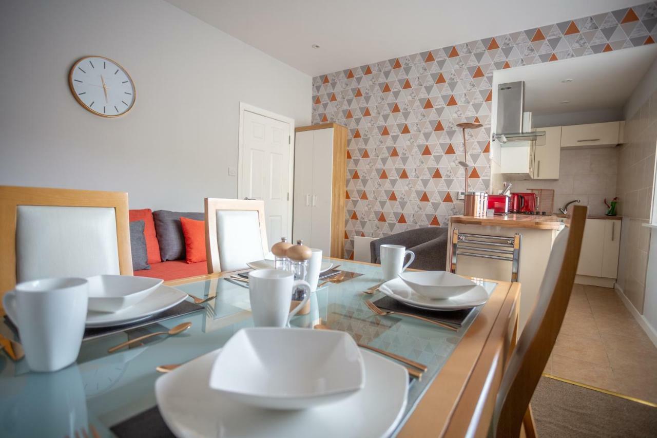 Sea Road Apartments Борнмут Екстер'єр фото